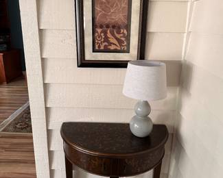 Accent Table