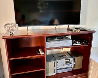 Bookcase /Entertainment Center
Compact Stereo System
TV
