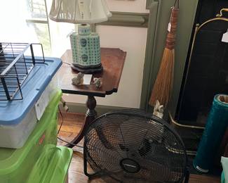 Lots of side tables and lamps