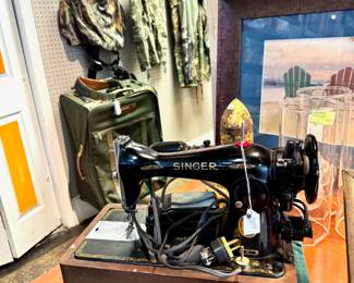 SINGER Sewing Maching