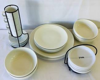white glazed ceramic dinnerware