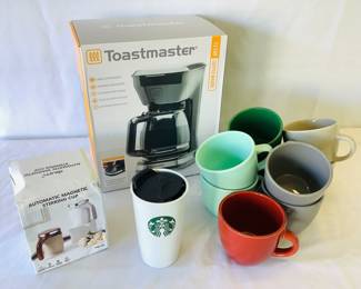 Toastmaster Coffee Maker and Mugs