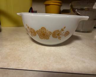 Pyrex Butterfly Gold Bowl