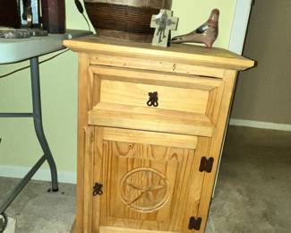 PAIR OF EXCELLENT TEXAS STAR SIDE TABLES