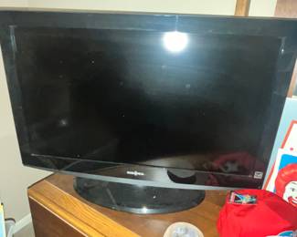 INSIGNIA TV SET