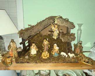 NATIVITY SET FROM ITALY (POSSIBLY FONTANINI)