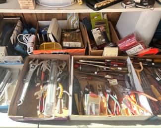 LOTS OF HAND TOOLS
