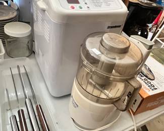 BREAD MAKER & FOOD PROCESSOR