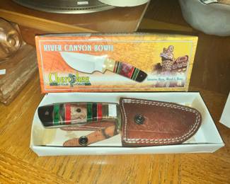 BEAUTIFUL RIVER CANYON BOWIE KNIFE