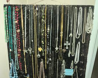 LOTS OF JEWELRY!