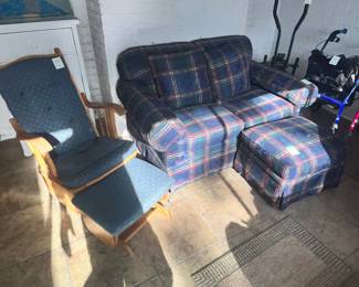 THE SUNROOM - GLIDER ROCKER