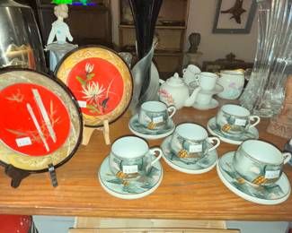 MORE ASIAN COLLECTIBLES