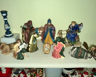 9 PC. NATIVITY SET w/ BOX