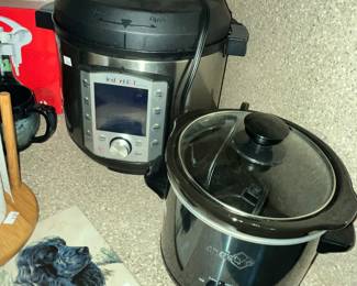 INSTANT POT & SLOW COOKER