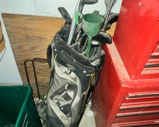 GOLDSMITH GOLF CLUBS