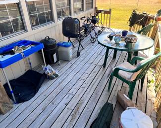 BACK PORCH IS LOADED, TOO!