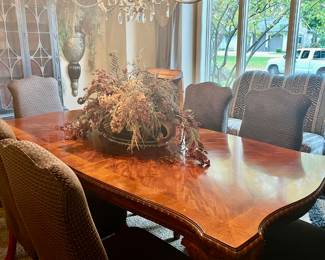 Beautiful Dining Room Table with upholstered Chairs
