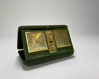 Vintage Green Travel Alarm Clock Radio
