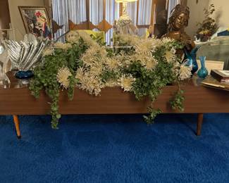 MID CENTURY MODERN TABLE