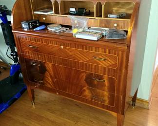 Lovely barrel-top desk