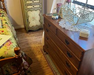 Ethan Allen dresser