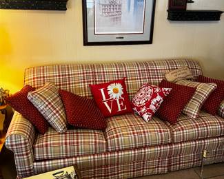 Lazy boy pull out sofa sleeper.  Like new!