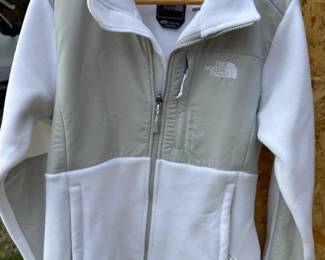 239 NWTTheNorthFaceDenaliJacketGrayWiemJoggerSuit