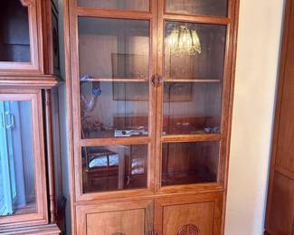 26 4DoorRoseWoodDisplayHutch