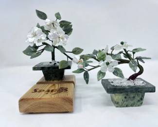 43 JadeandStoneFlowerStatues