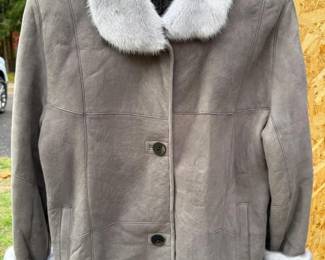 240 PellacciLeatherJacketwFurCollarCuffsFurEdgeShawl