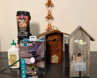 286 BirdHousesMossOutPyrethrumDustSolarSpotLight