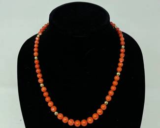 148 GraduatedCoralandGoldBeadNecklaceWith18KGoldClasp