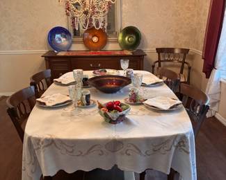 Dining room table and 6 chairs