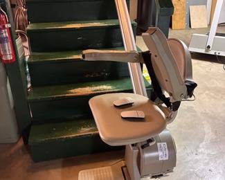 Stairlift with brand new battery