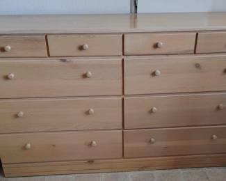 dresser 10 drawer