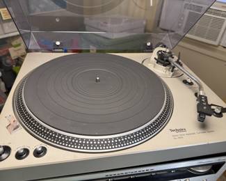 Technics Turntable for Parts/Repair