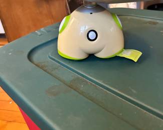 Hasbro - The Room Tech Beingz tilting mood lamp.