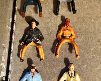 6 Hartland figures. Lone Ranger, Tonto, Wyat Earp, General Robert E. Lee... (no horses}