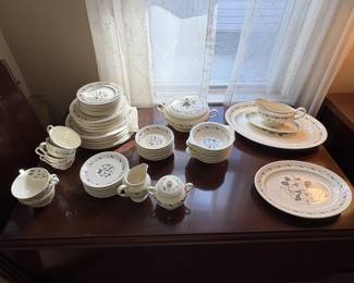 China Set - Service of 8 (Missing 1 Tea Cup) Steubenville Monticello Cornelia
