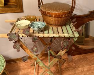 Tea cart, wedding basket