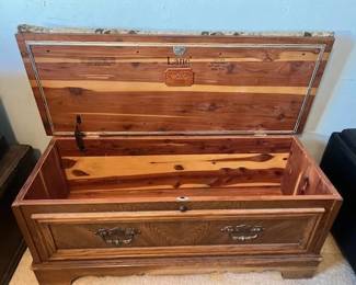 Lane Cedar Chest
