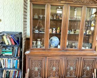 Books, Glassware, glass unit