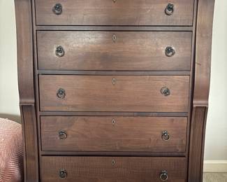 Kincaid dresser