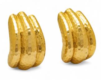 Lot 29
David Webb 18K Yellow Gold Clip Earrings 1960, 39 g 1 PAIR