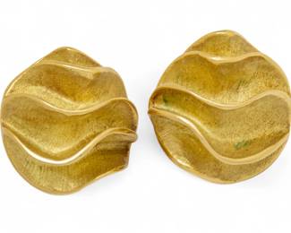 Lot 51
Gabriel 18k Gold Round Signed Earrings, Dia. 1" 37 g 1 PAIR