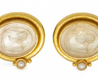 Lot 44
Elizabeth Locke (American, Est. 1988) 18k Gold Oval Earrings, Carved Horse Head with Pearl, Clip Style H 1" 19 g 1 PAIR