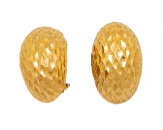 Lot 61
JM Maker 14K Mini Earrings 5 g 1 PAIR