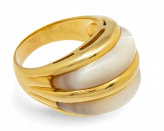Lot 52
Raima (Italian) 18k Yellow Gold And Mother of Pearl Man's Ring, Size 10, 17 g
