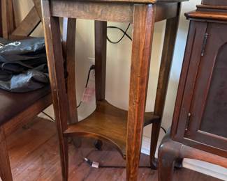 Wood plant stand