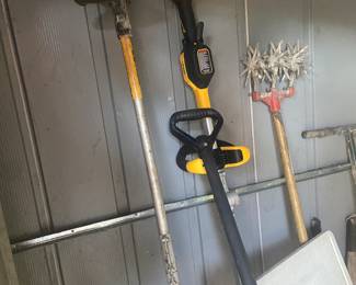 Yard and garden tools